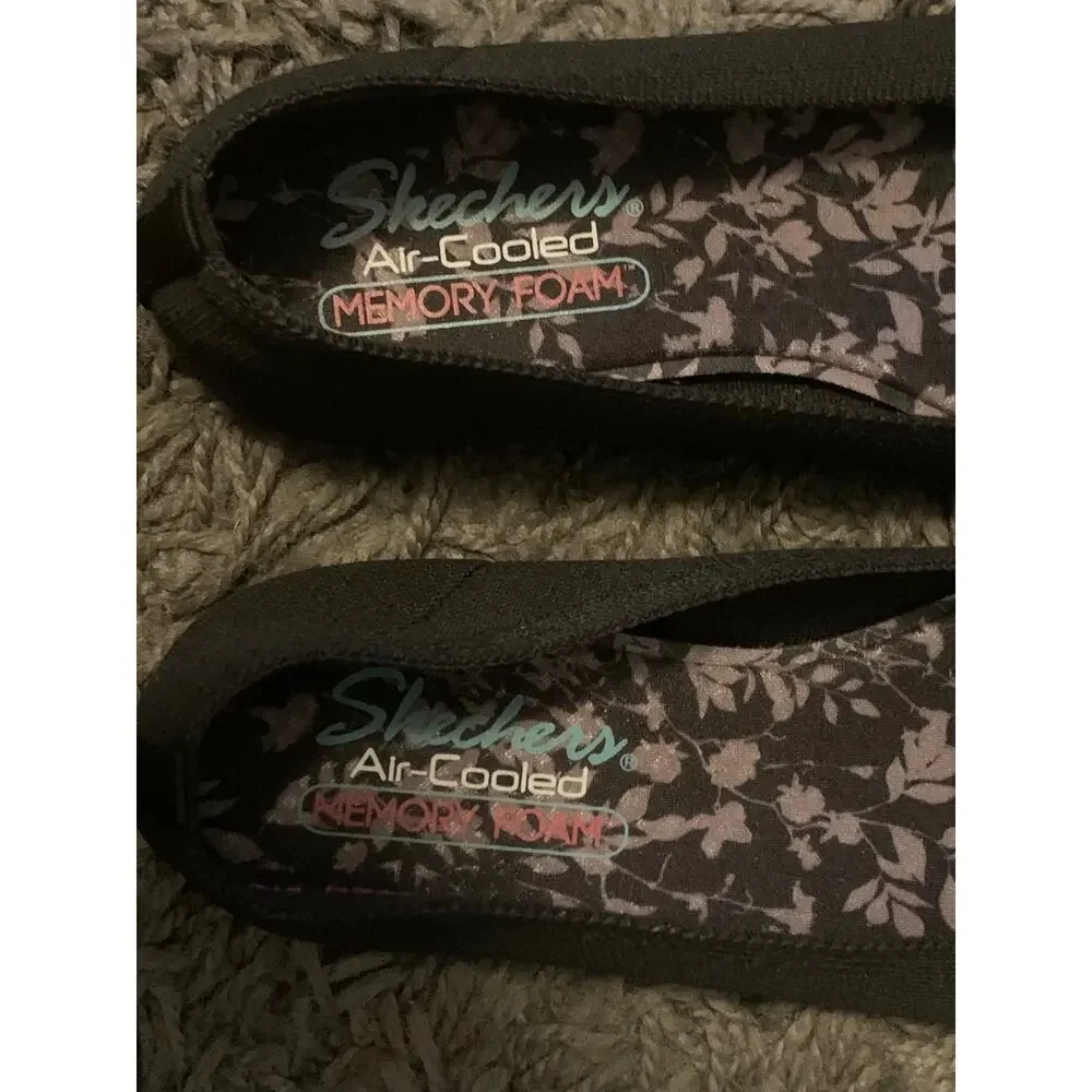 Womens Black Skechers Air-Cooled Memory Foam Ballet Flats Size 8